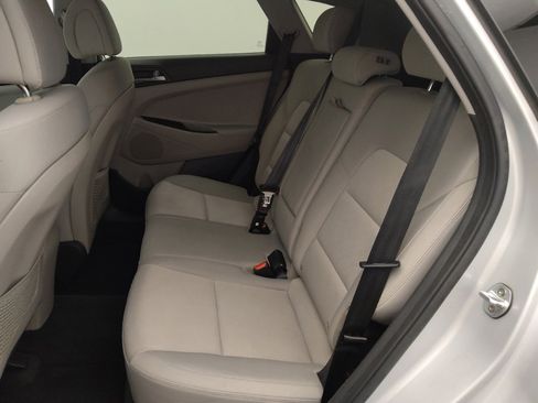 Used 2017 Hyundai Tucson SE FWD image 18