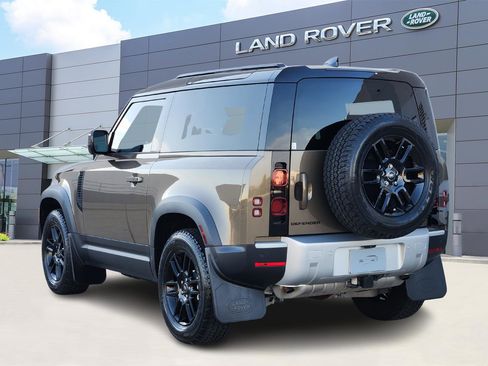 Certified 2025 Land Rover Defender 90 S image 4
