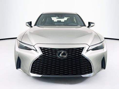 Used 2023 Lexus IS 300 w/ Comfort Package RWD image 2