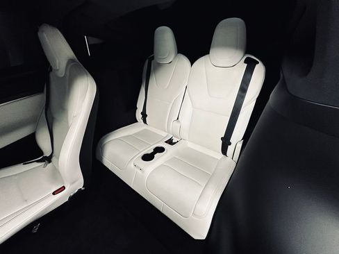 Used 2022 Tesla Model X Plaid AWD/4WD image 25