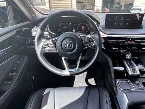 Used 2023 Acura MDX SH-AWD image 8