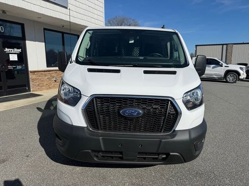 Used 2024 Ford Transit 250 Low Roof w/ Exterior Upgrade Package image 8