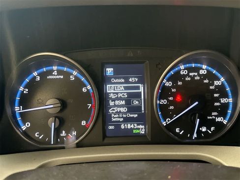Used 2018 Toyota RAV4 XLE image 34