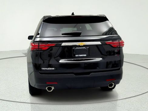 Used 2023 Chevrolet Traverse LS FWD image 4