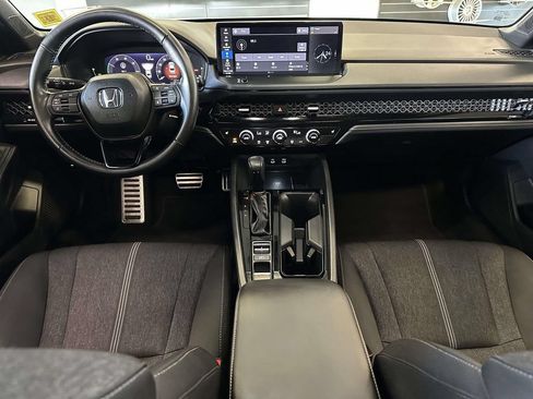 Used 2025 Honda Accord Sport image 16