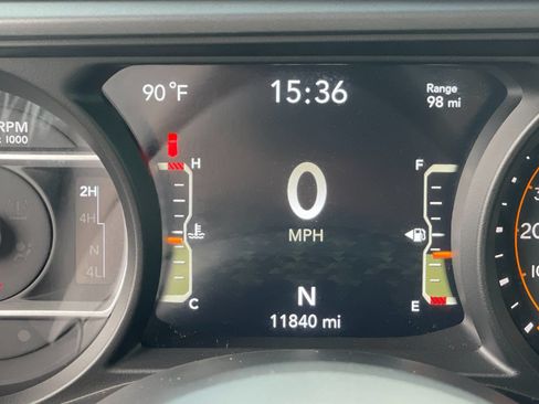 Used 2025 Jeep Wrangler Sport AWD/4WD image 28
