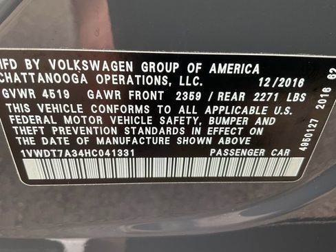 Used 2017 Volkswagen Passat 1.8T R-Line FWD image 40