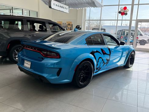 Used 2023 Dodge Charger SRT Hellcat w/ Harman/Kardon Audio Group image 4