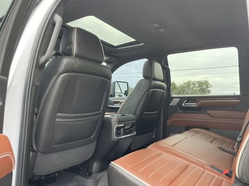 Used 2024 GMC Sierra 2500 Denali Ultimate image 23
