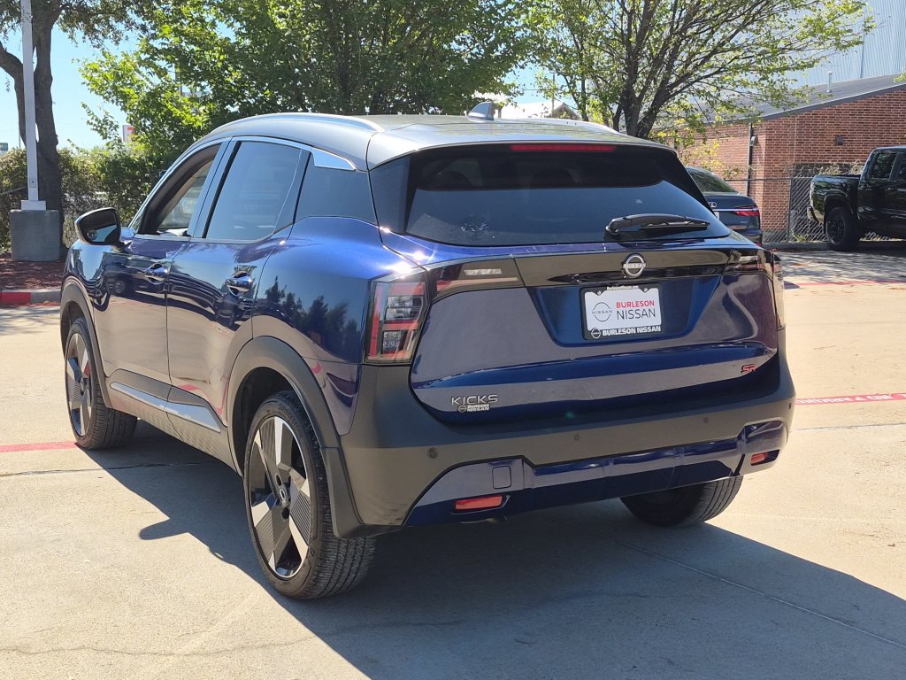 Certified 2025 Nissan Kicks SR w/ SR Premium Package FWD image 2