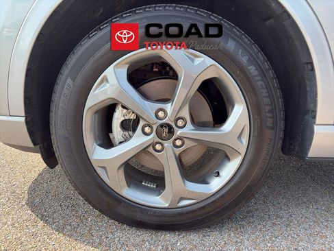 Used 2024 Ford Escape ST-Line w/ Tech Pack #1 AWD/4WD image 8