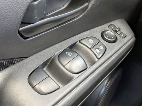 Used 2023 Nissan Kicks S image 24