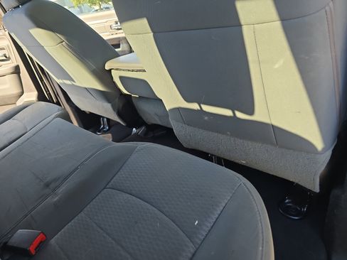 Used 2016 RAM 1500 Classic SLT image 12