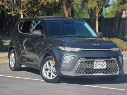 Used 2022 Kia Soul LX w/ Technology Package
