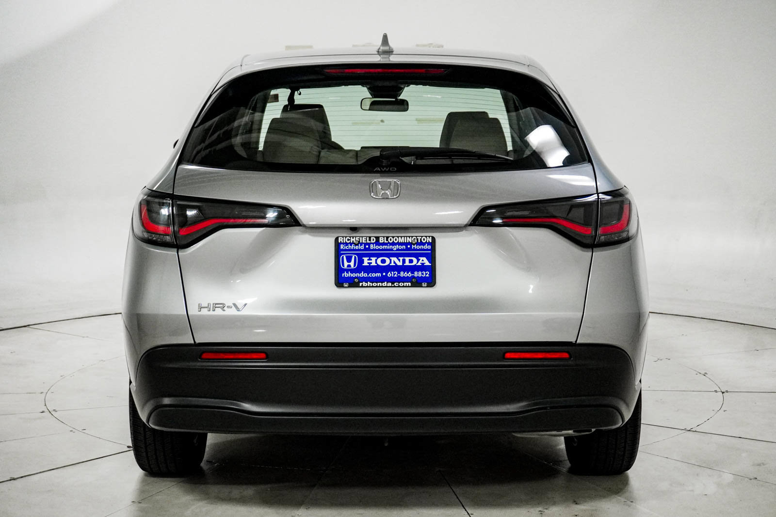 Used 2024 Honda HR-V LX image 7