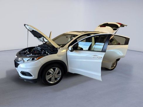 Used 2019 Honda HR-V EX image 11