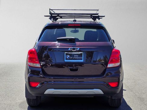 Used 2020 Chevrolet Trax LT w/ Driver Confidence Package AWD/4WD image 4