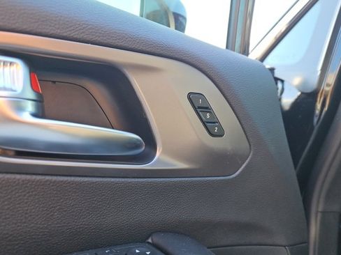 New 2026 Chrysler Pacifica Select image 31