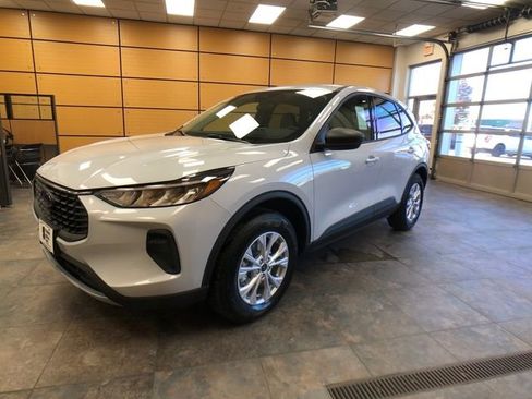 New 2026 Ford Escape Active w/ Active Premium Tech Pack image 3