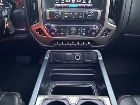 Used 2018 GMC Sierra 2500 Denali w/ Duramax Plus Package image 34