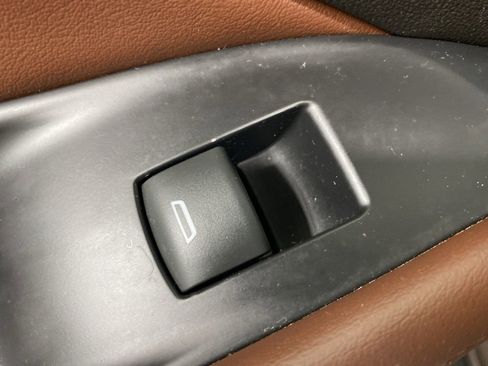 Used 2021 Buick Enclave Avenir w/ Avenir Technology Package image 35