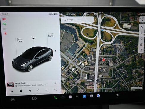 Used 2021 Tesla Model 3 Standard Range Plus RWD image 15