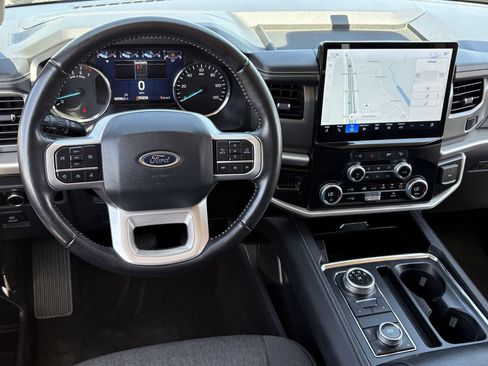 Certified 2024 Ford Expedition Max XLT AWD/4WD image 13
