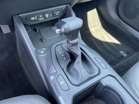 Used 2025 Kia K4 EX image 22