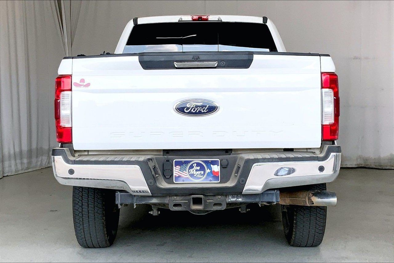Used 2019 Ford F250 Lariat w/ Chrome Package AWD/4WD image 4