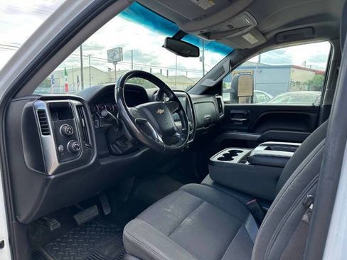 Used 2015 Chevrolet Silverado 1500 LT AWD/4WD image 11
