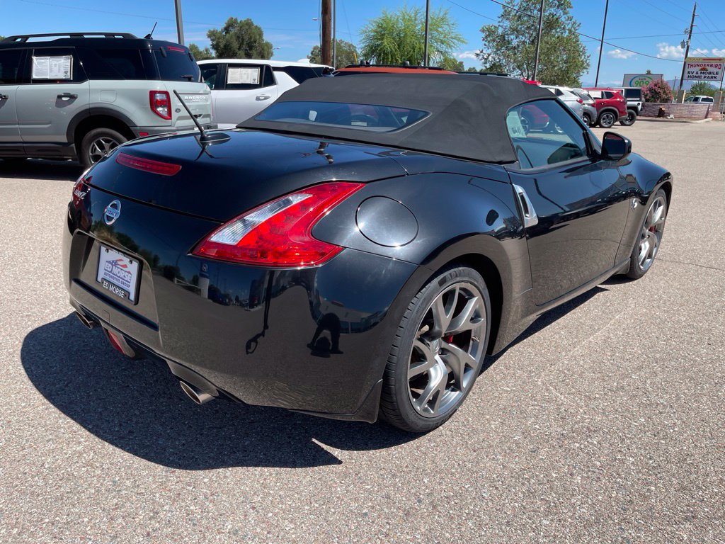 Used 2015 Nissan 370Z Touring Sport RWD image 6