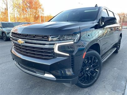 Certified 2023 Chevrolet Suburban LT w/ Luxury Package