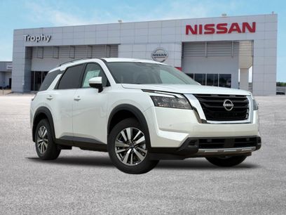 New 2025 Nissan Pathfinder SL w/ Cargo Package