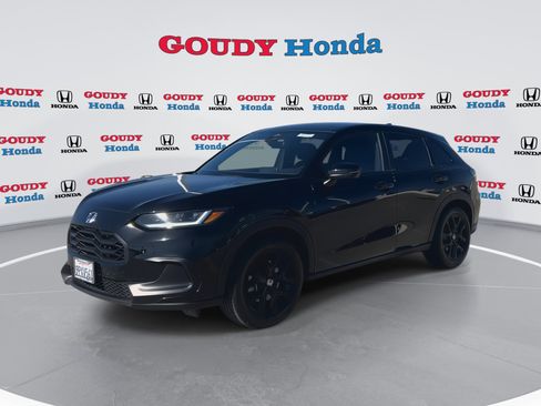 Used 2025 Honda HR-V Sport image 4