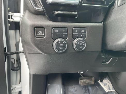 Used 2024 Chevrolet Silverado 2500 LTZ w/ LTZ Plus Package image 14
