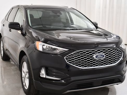 Used 2023 Ford Edge SEL w/ Convenience Package AWD/4WD image 4