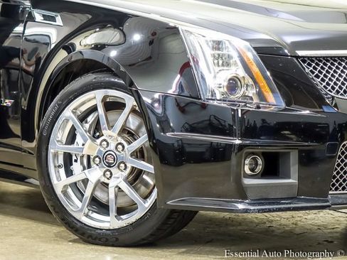 Used 2012 Cadillac CTS V RWD image 4