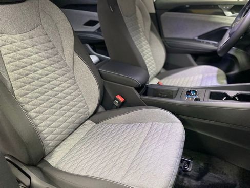 New 2026 Volkswagen Tiguan S image 8