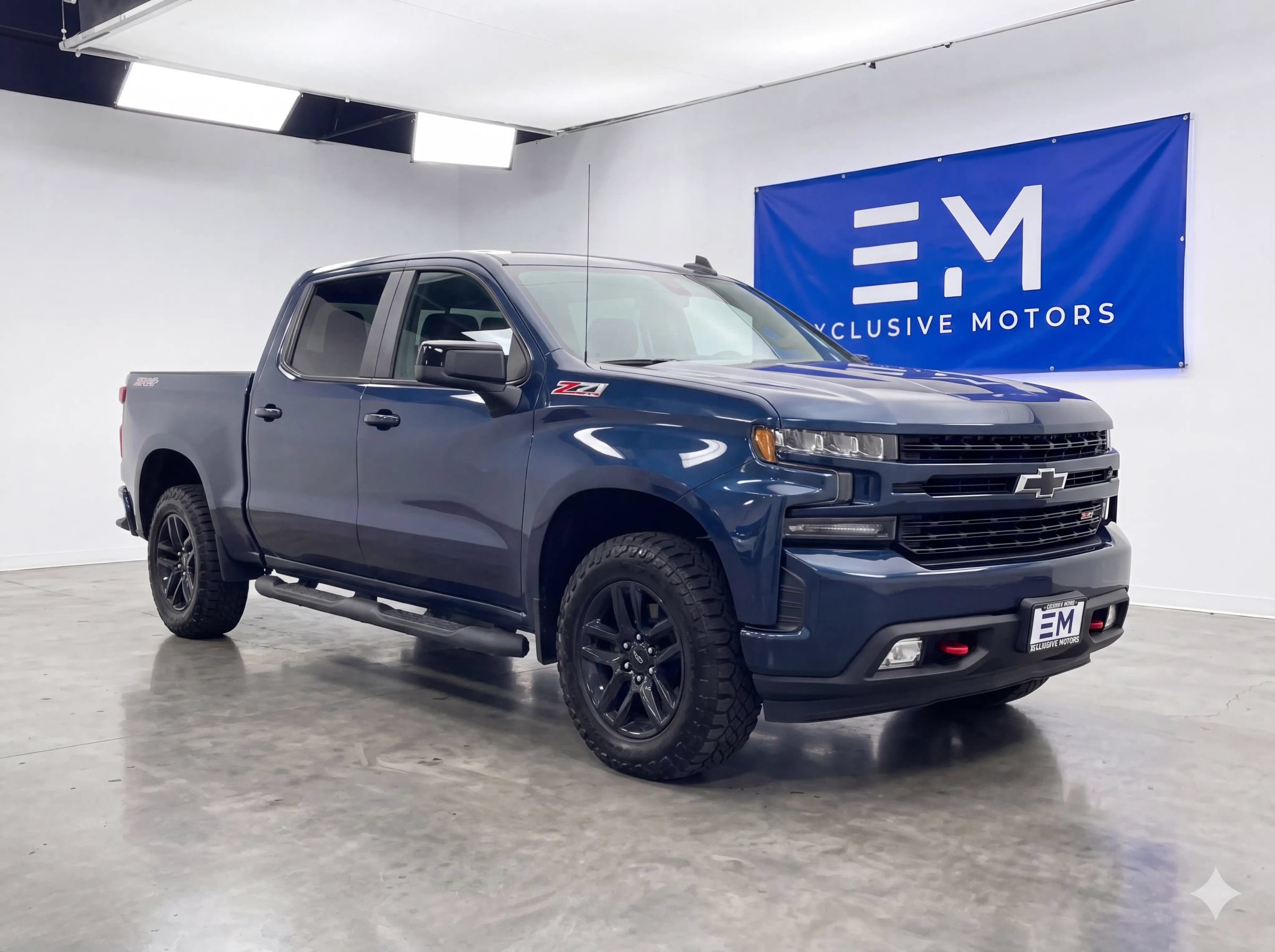 Used 2019 Chevrolet Silverado 1500 LT Trail Boss AWD/4WD image 1