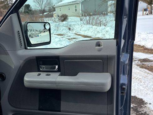Used 2006 Ford F150 XLT image 26