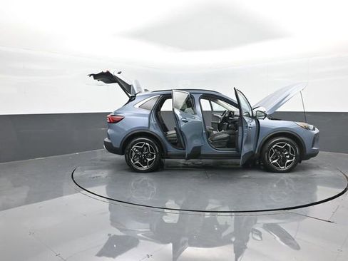 New 2026 Ford Escape Platinum w/ Premium Technology Package image 37