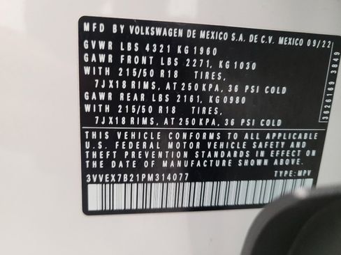 Used 2023 Volkswagen Taos SE w/ Panoramic Sunroof Package FWD image 33