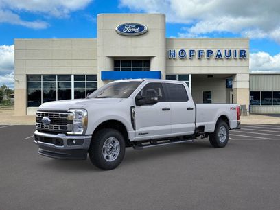 New 2026 Ford F350 XLT w/ FX4 Off-Road Package