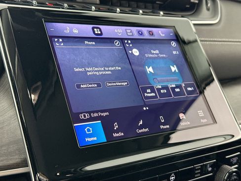 Used 2022 Jeep Grand Cherokee Limited image 14