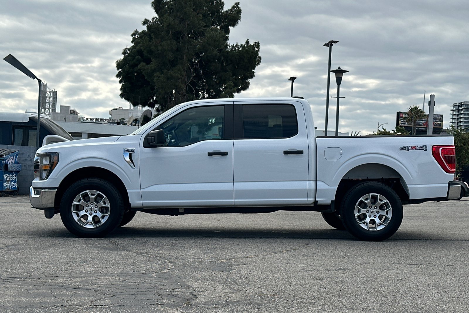 Used 2023 Ford F150 XLT AWD/4WD image 7