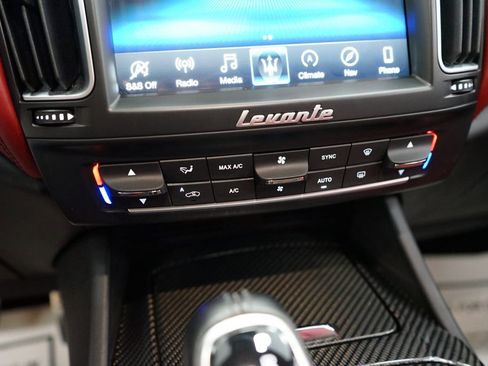 Used 2018 Maserati Levante S GranSport AWD/4WD image 42