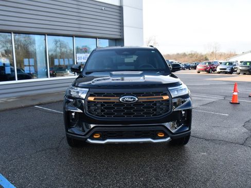 New 2026 Ford Explorer Tremor w/ Tremor Convenience Package image 10