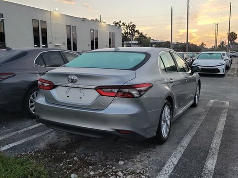 Used 2024 Toyota Camry LE FWD image 4
