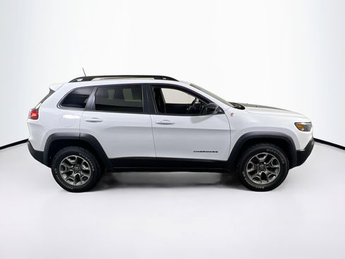 Used 2022 Jeep Cherokee Trailhawk w/ Technology Group B AWD/4WD image 4