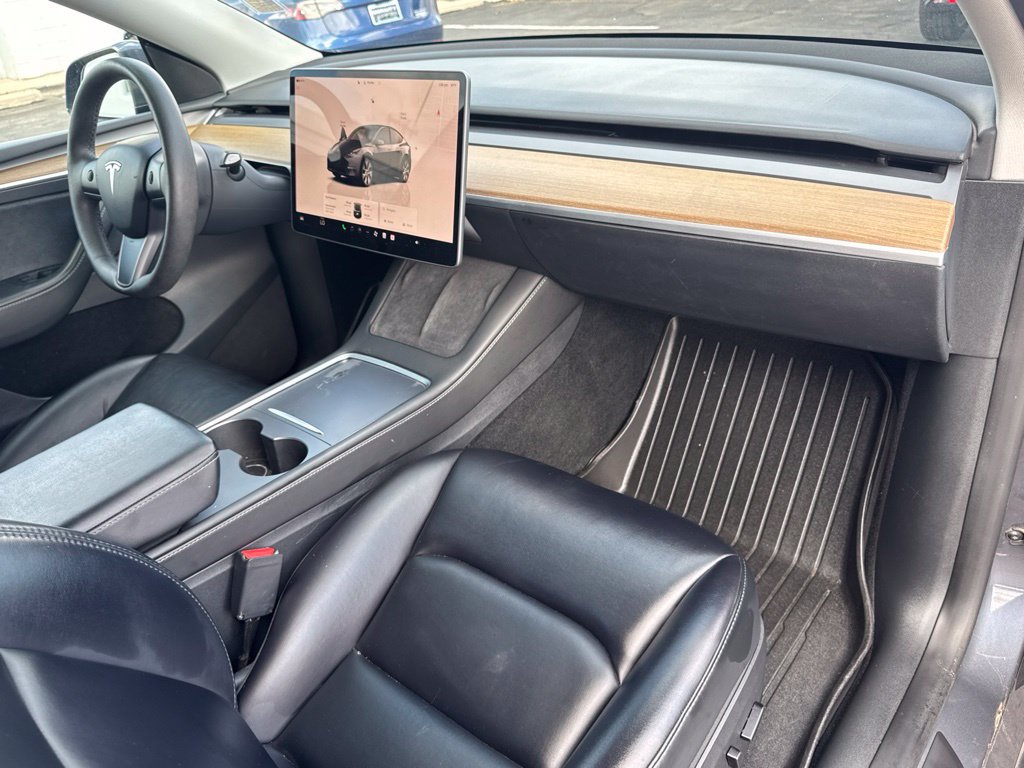 Used 2023 Tesla Model Y Long Range AWD/4WD image 24